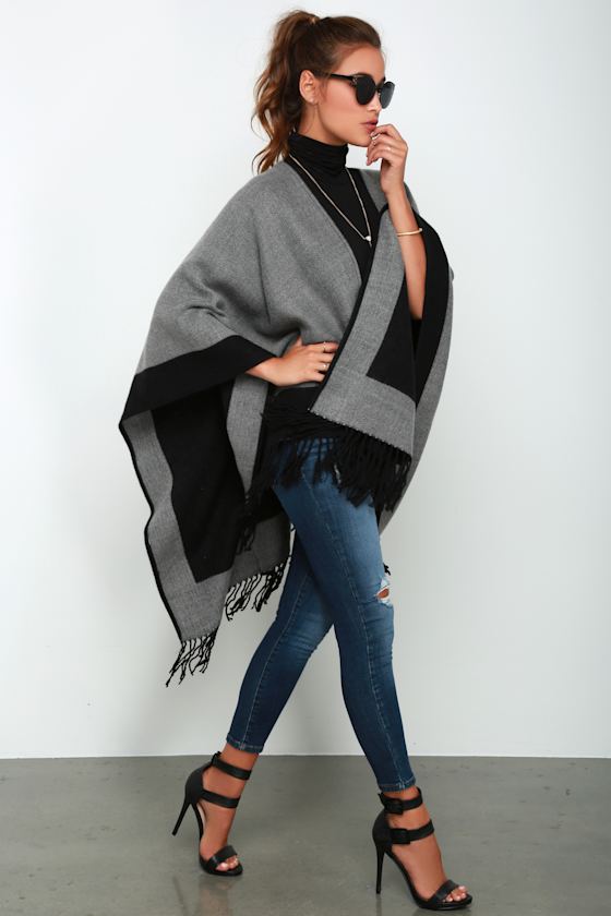 Precipice Palace Black and Grey Poncho 7