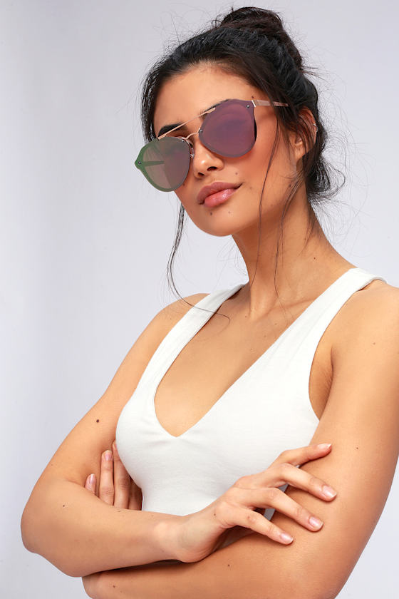 Stun in the Sun Rose Gold and Pink Mirrored Sunglasses 4