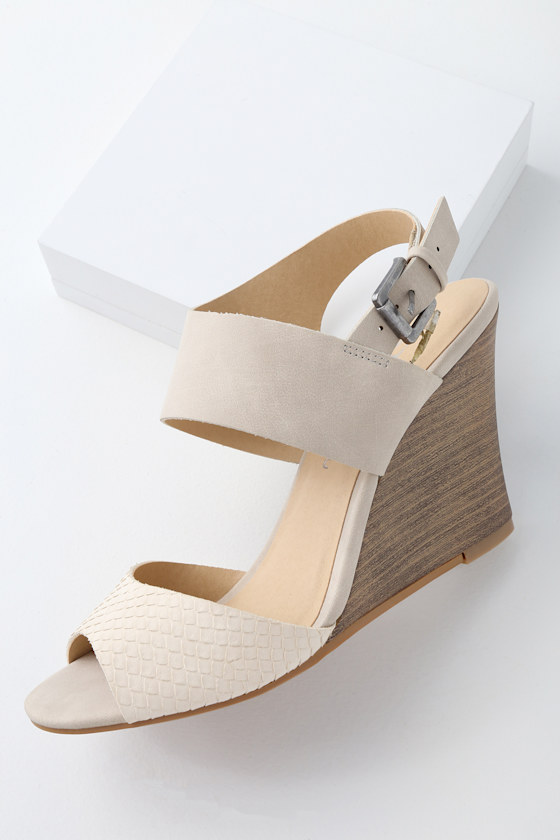 bone colored wedges