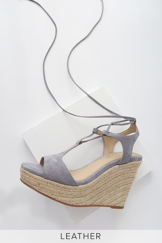 grey wedges