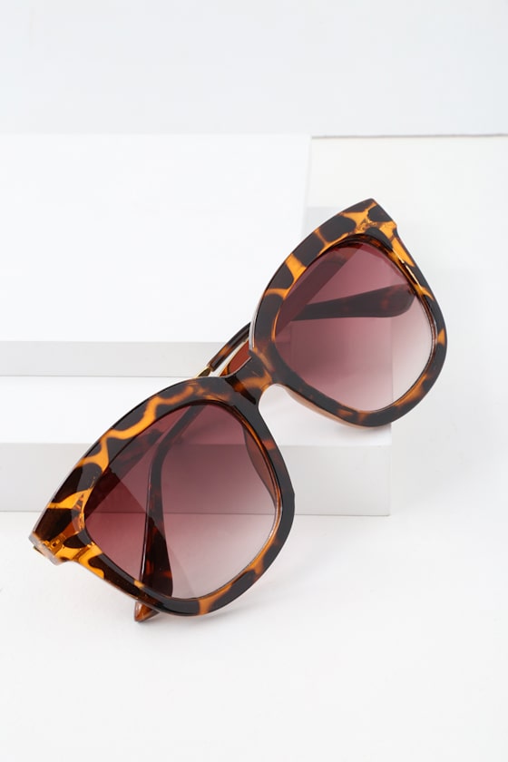 Dominant Tortoise Sunglasses 2