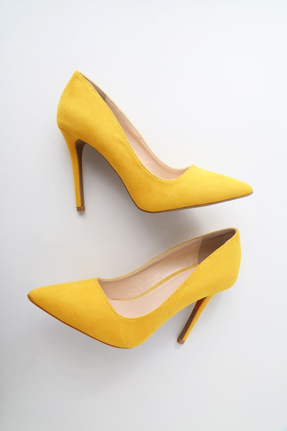 Pumps - Yellow Suede - Classic Pumps - Lulus