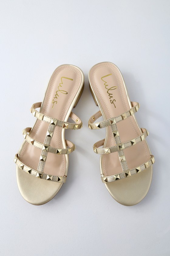 Cute Studded Sandals - Champagne 