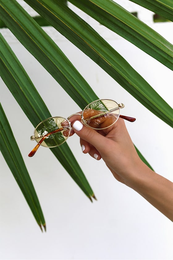 The New Riddim Gold Sunglasses 5