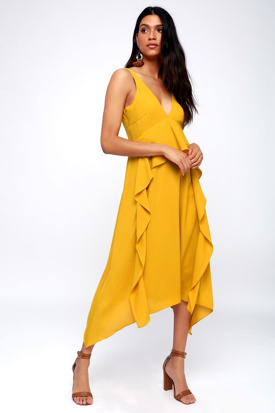 blue and mustard yellow outfit