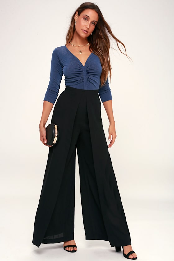 Black Curved Wide Leg Pants