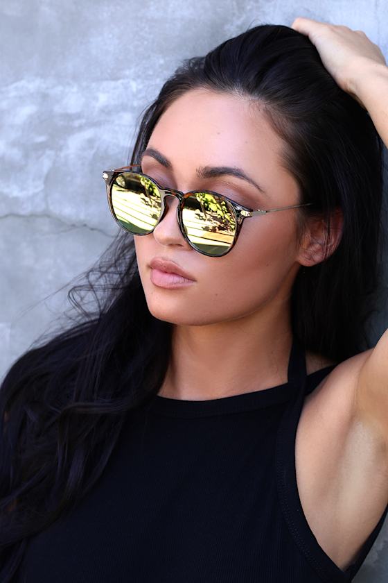 Light it Up Tortoise and Pink Mirrored Sunglasses 5