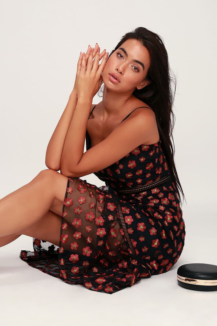sachin and babi light blue dress Floral Embroidered Mesh Embroidered Lace Overlay Dress Floral Embroidered  Mesh Overlay Midi Dress In Nude Chi main image 1