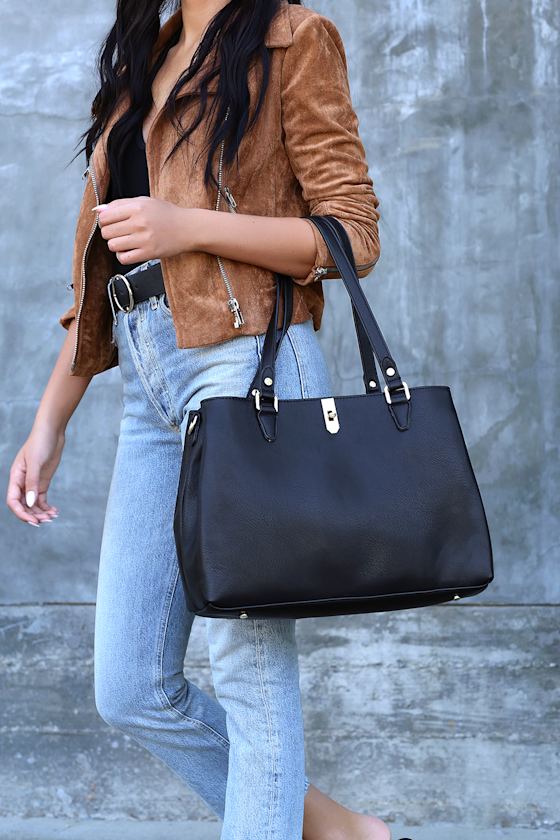 Back On Top Black Handbag 1