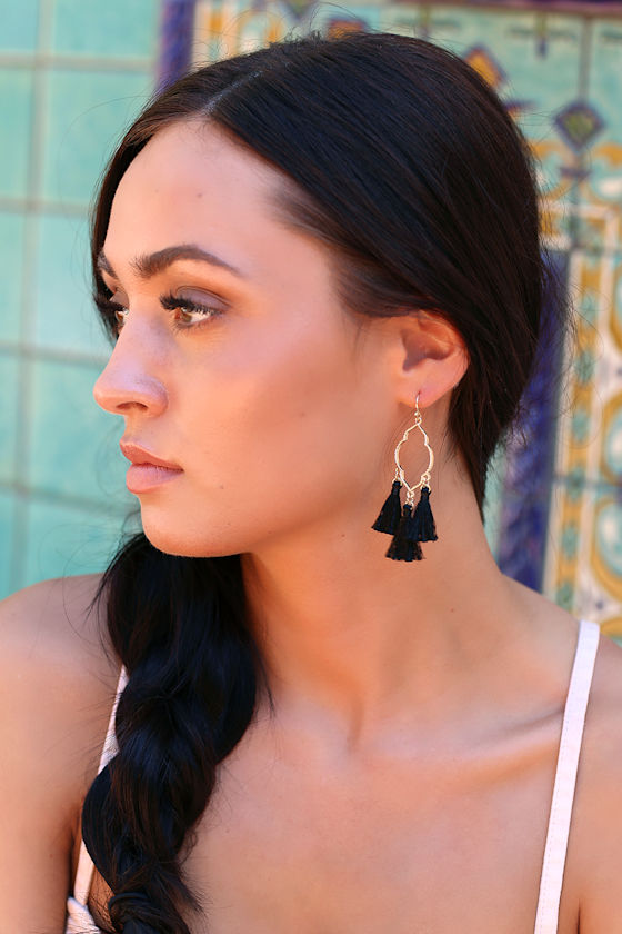 Mailie Black and Gold Tassel Earrings 1