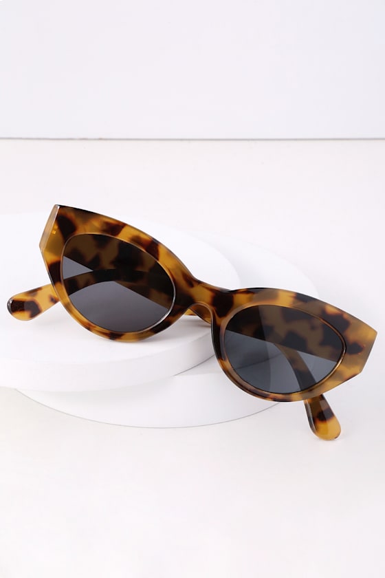 Damn Gina Tortoise Cat-Eye Sunglasses 1