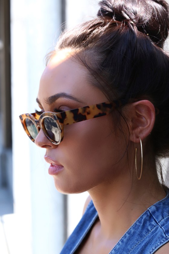 Chic Tortoise Sunglasses - Tortoise Cat-Eye Sunglasses - Sunnies - Lulus