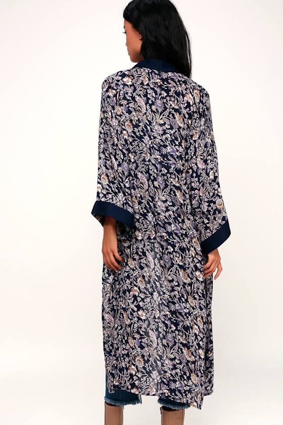 Extraordinary Blooms Navy Blue Floral Print Kimono Top 4