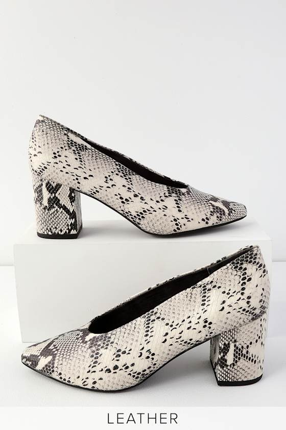 Rehearse ll Black and White Python Leather Pumps 2