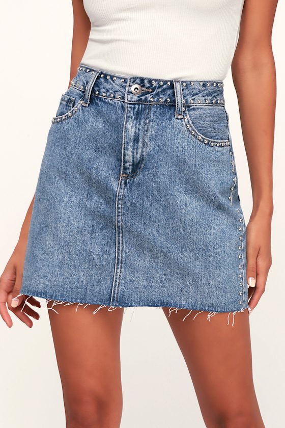 Sierra Medium Wash Studded Denim Mini Skirt 4