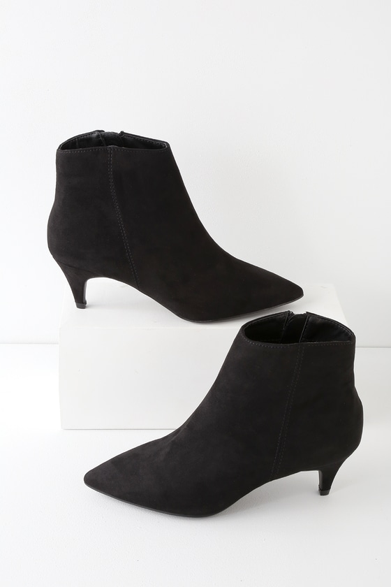 black booties chunky heel pointed toe
