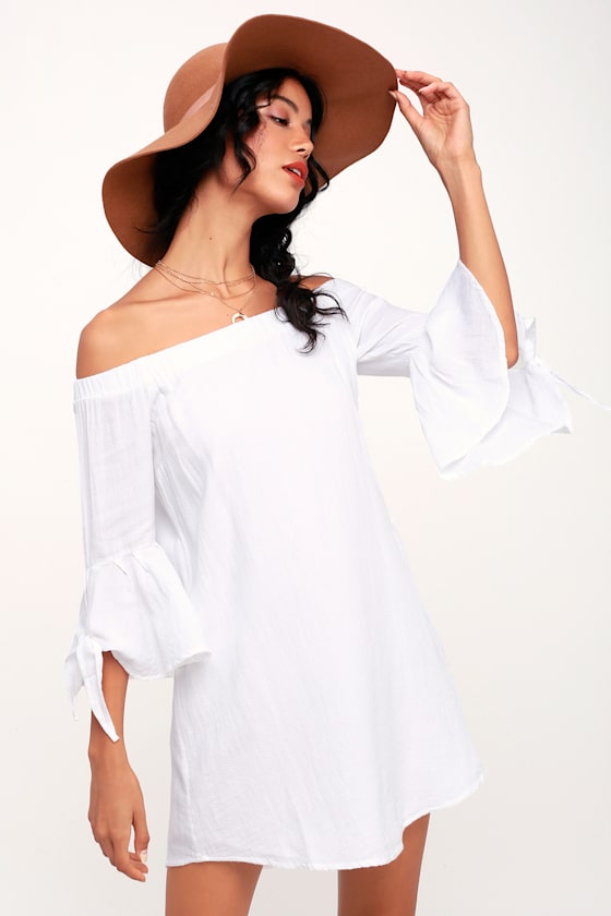 Clady White Off-the-Shoulder Flounce Sleeve Shift Dress 1