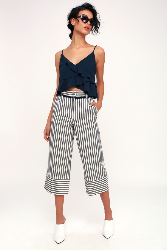 striped cropped pants