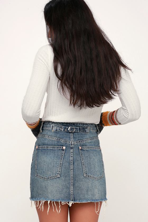 Rugged A-Line Medium Wash Denim Mini Skirt 2