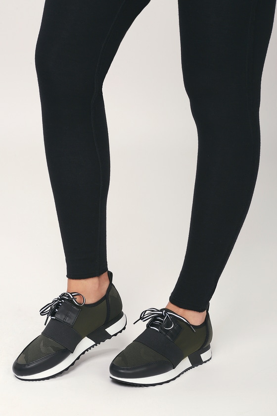 antics jogger sneakers