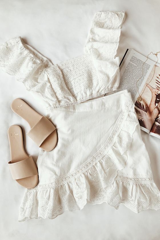 Carry Away Ivory Eyelet Lace Crop Top 6