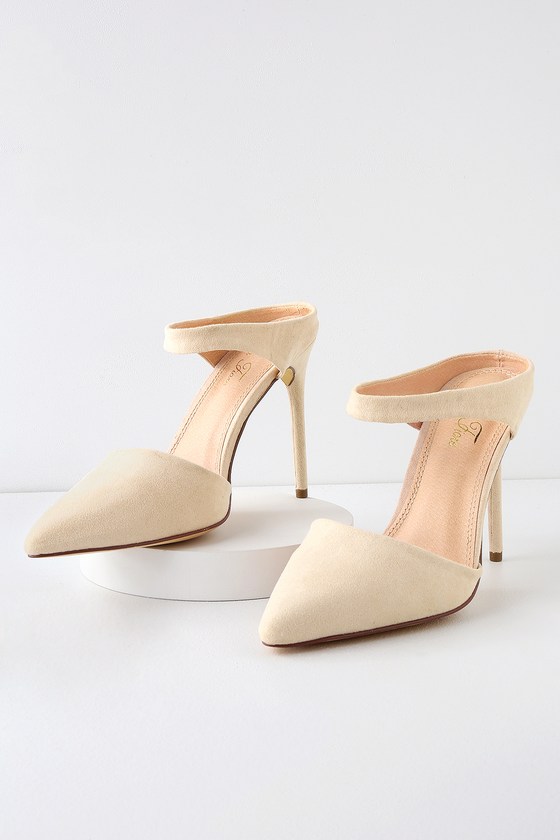 nude point toe heel