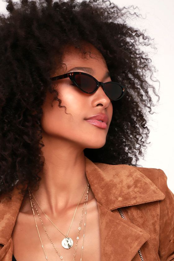 Bayside Tortoise Small Cat-Eye Sunglasses 1