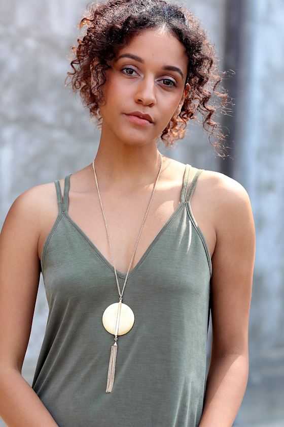 Ravine Brushed Gold Necklace 1