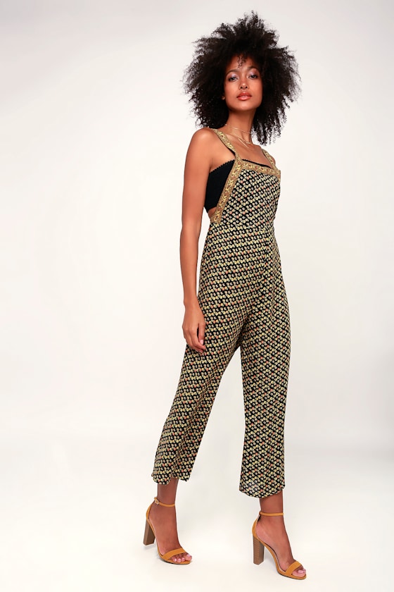 Sunset Drive Black Floral Print Wide-Leg Jumpsuit 1