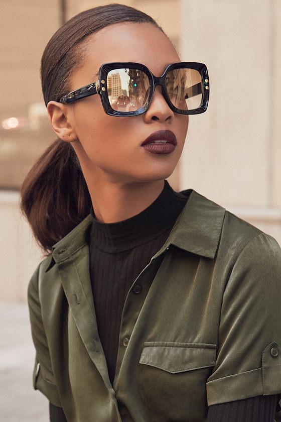 Black and gold oversized sunglasses Clearance