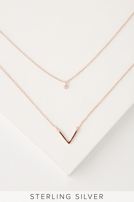 Simple Grace Rose Gold Layered Necklace 2