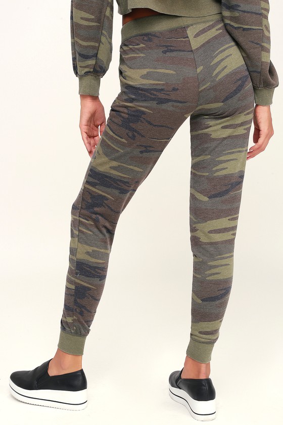 camo drawstring pants