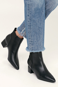 Chase Black Pointed Toe Ankle Booties 5