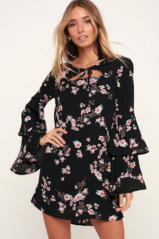 Midnight Garden Black Floral Print Bell Sleeve Shift Dress 2