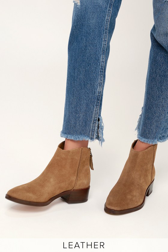 dolce vita sydnie suede ankle boot