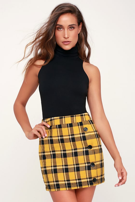 Just a Girl Black and Yellow Plaid Mini Skirt 6