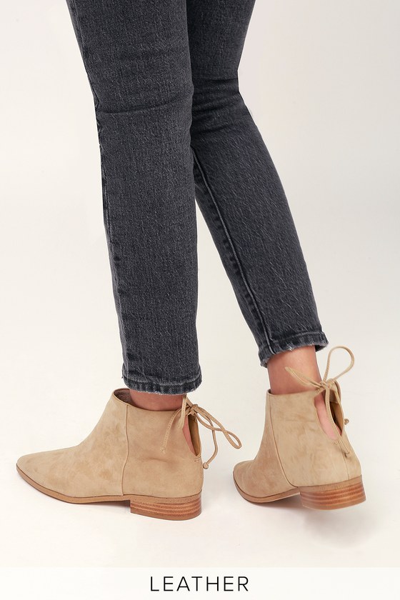 Niva Wood Suede Leather Pointed Toe Ankle Booties