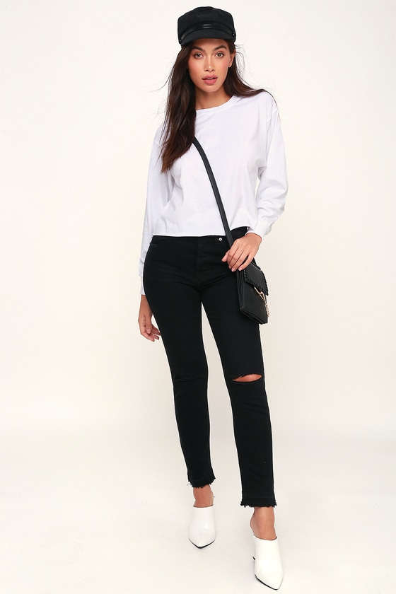 black distressed mom jeans