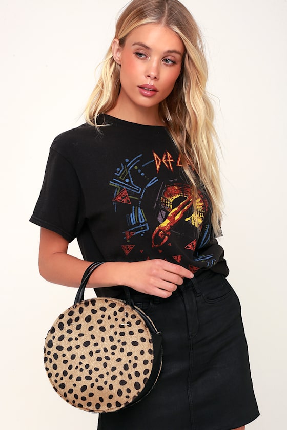 Nine Lives Leopard Print Circle Bag 5