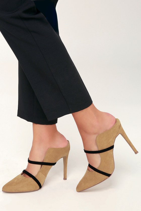 nude pointed mule