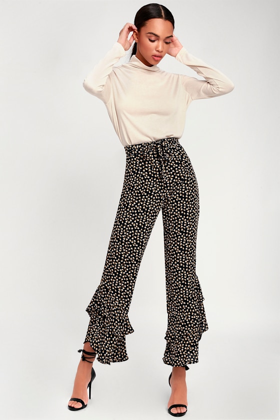 Seville Black Floral Print Ruffle Hem Pants 2