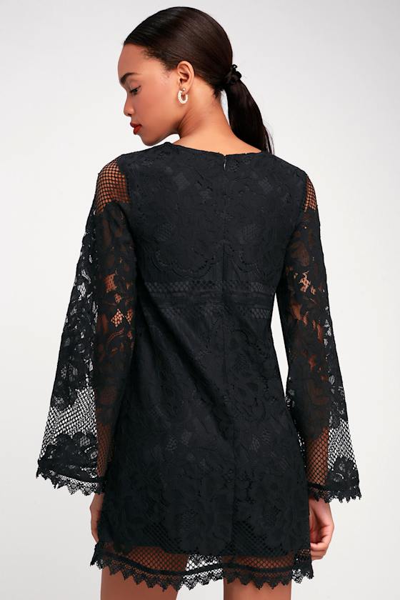 7400206 Black Bell Sleeve Shift Dress