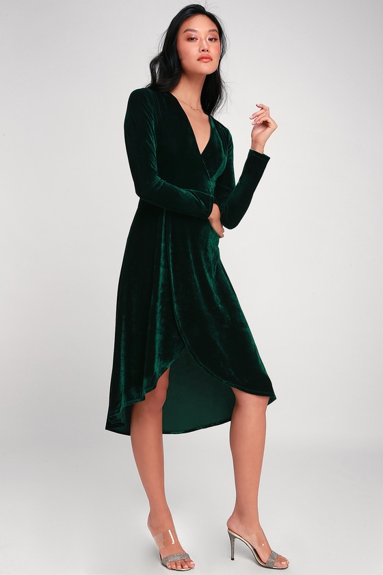 emerald green long sleeve pleated midi dress