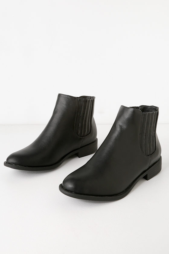 Elliana Black Ankle Booties 7