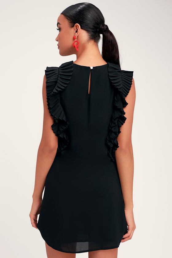 We Got The Pleat Black Statement Sleeve Shift Dress 4