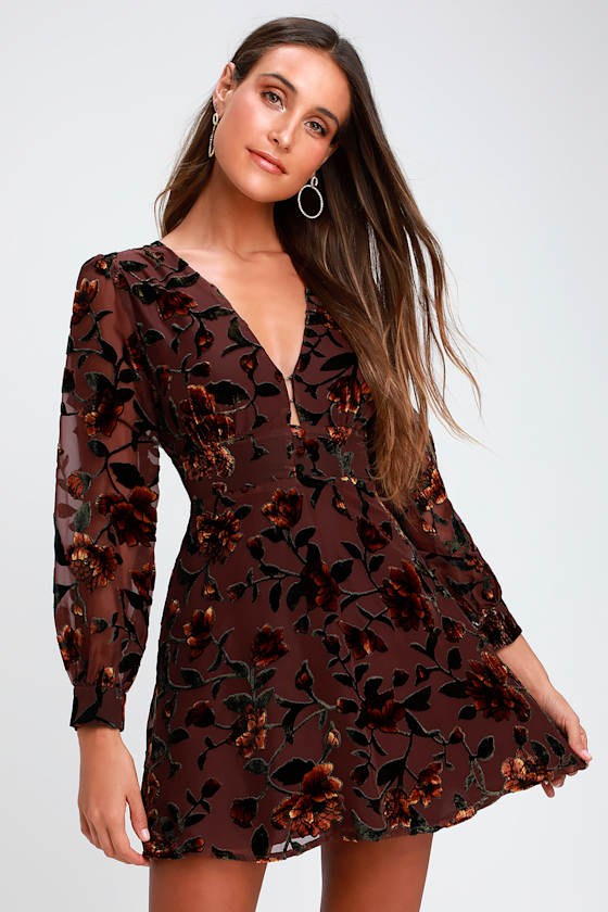 Vivian Plum Purple Burnout Velvet Floral Print Skater Dress 1