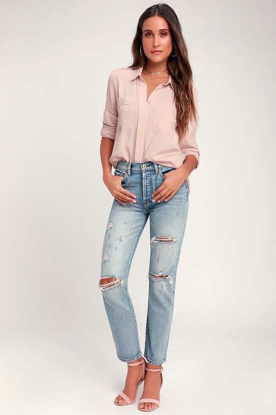 blush pink top outfit