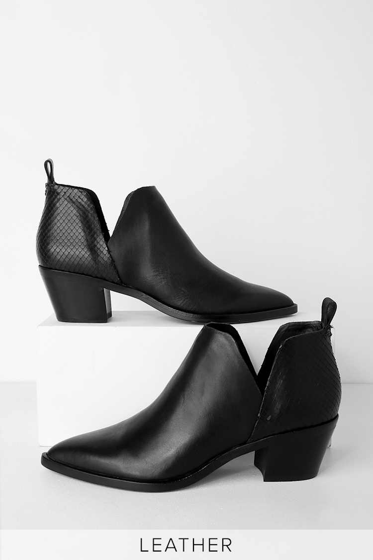 Sonni pointy toe bootie Clearance