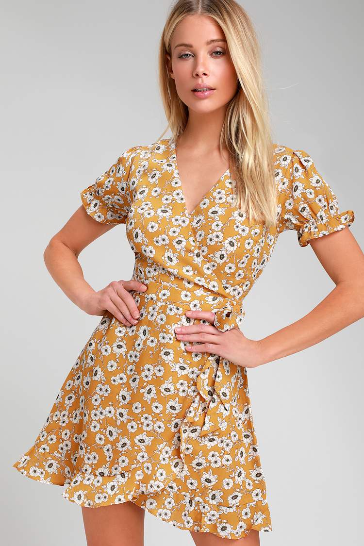 knee length dresses for ladies MO&Co. Women's Daisy Print Mini Dress Floral Size L