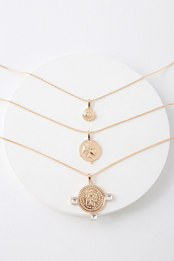 Rella Gold Coin Necklace Set 2